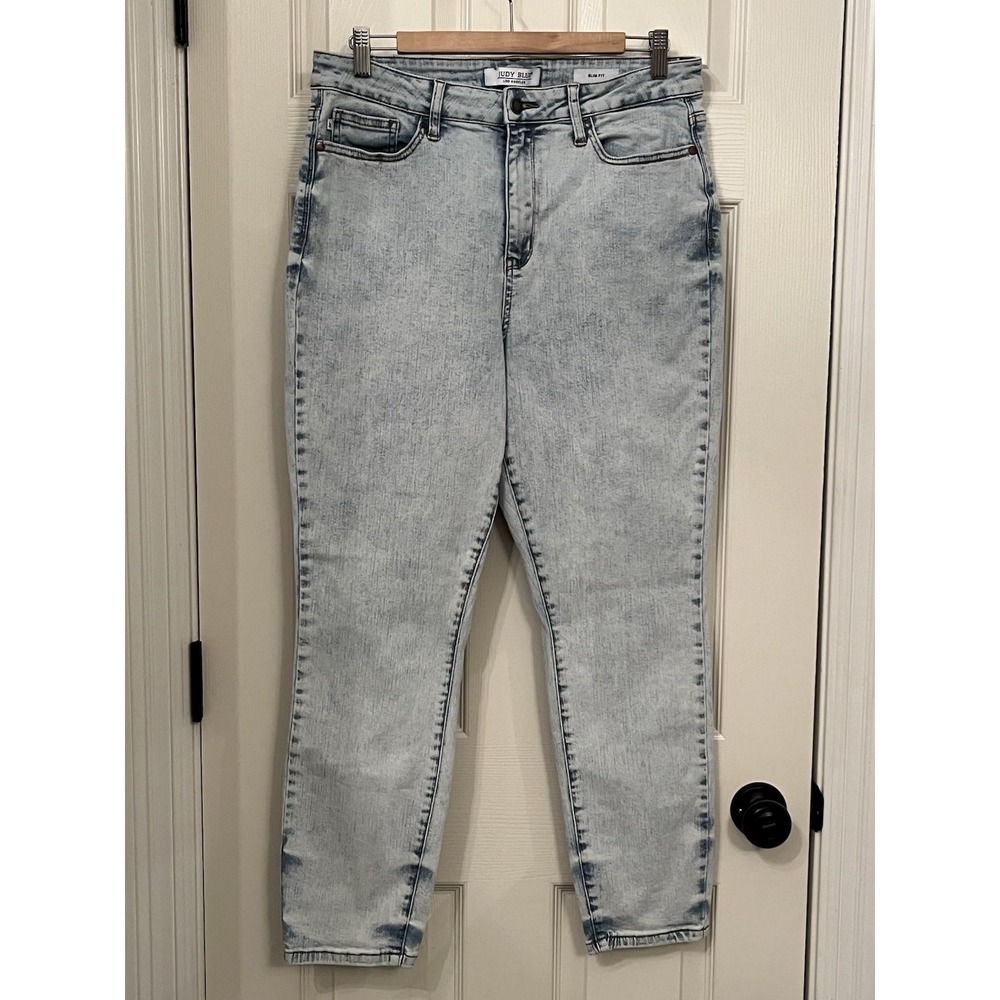 Judy Blue Women's Light Wash Slim Fit Jeans Sz‎ 13/31 Stretch Comfort Classic